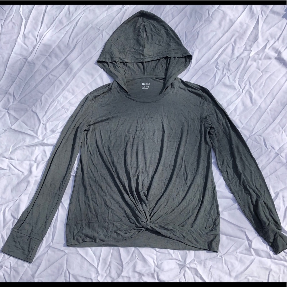 Zella grey sweater